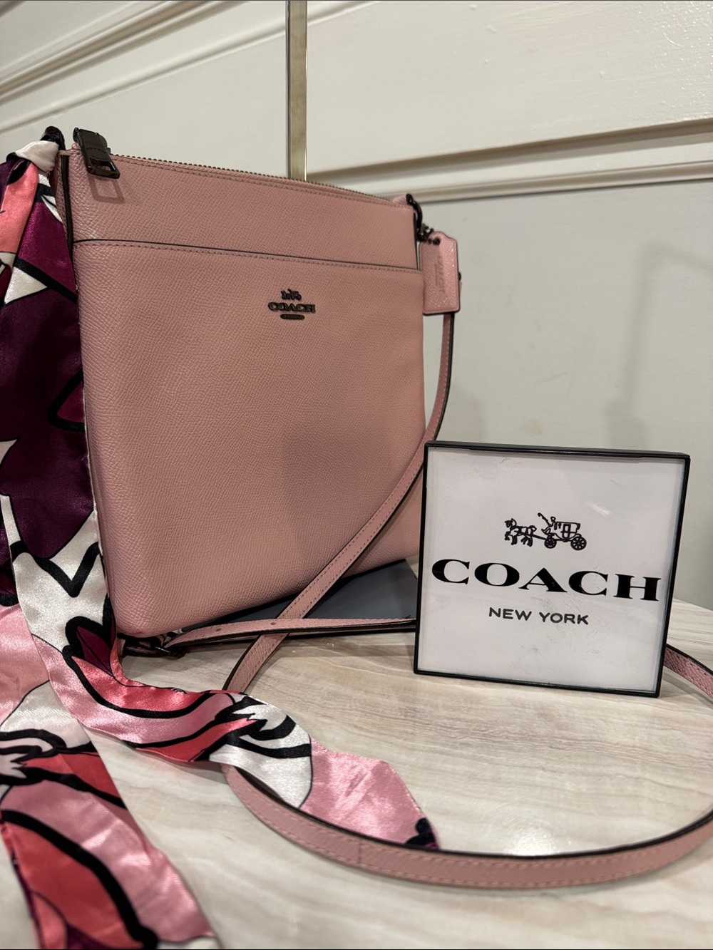 Coach Bag Kitt Messenger Pink Leather Crossbody EUC